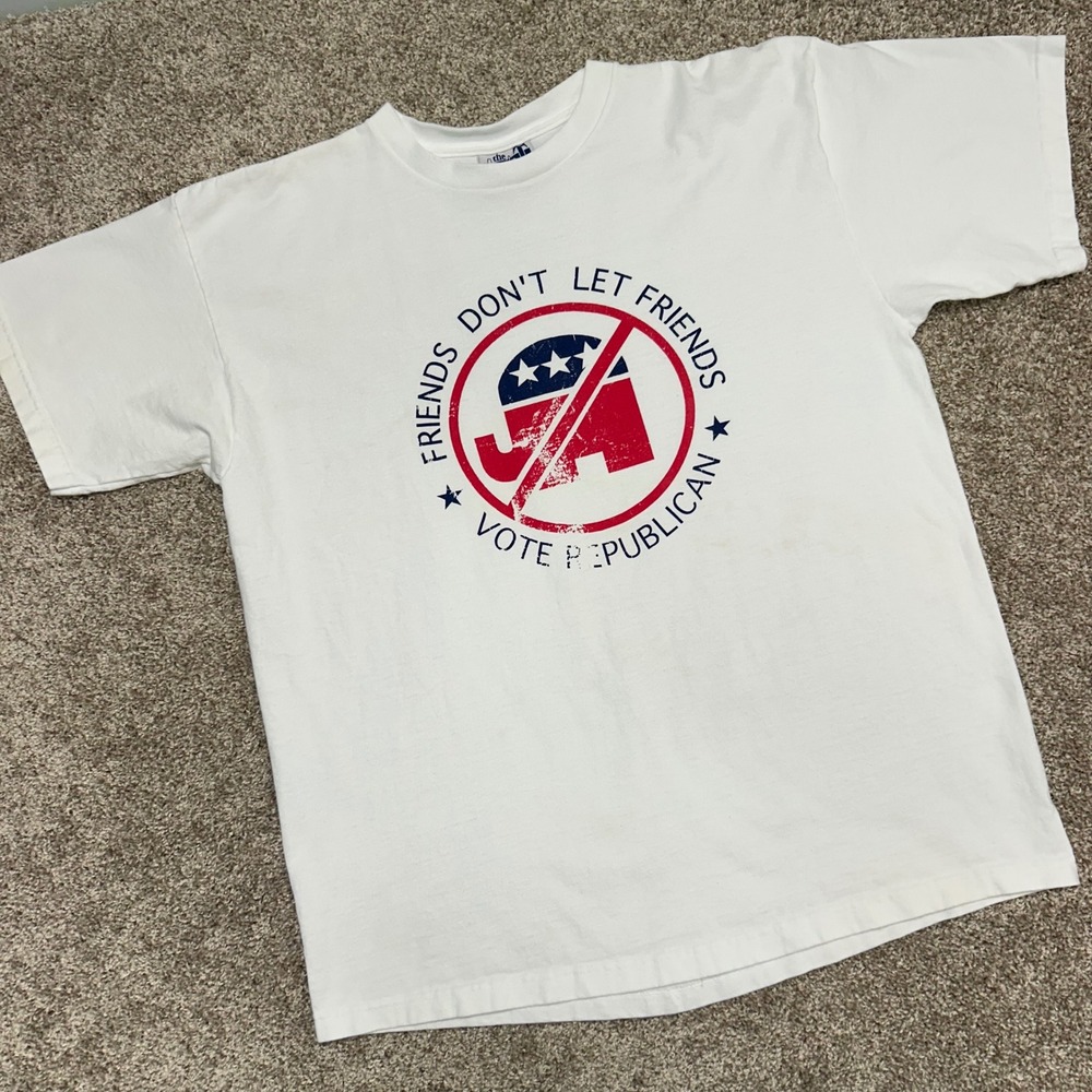 Friends Don't Let Friends Vote Republican Tshirt Size Large Made In USA‎ White